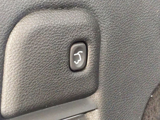 Certified 2018 Jeep Grand Cherokee Laredo RWD image 33