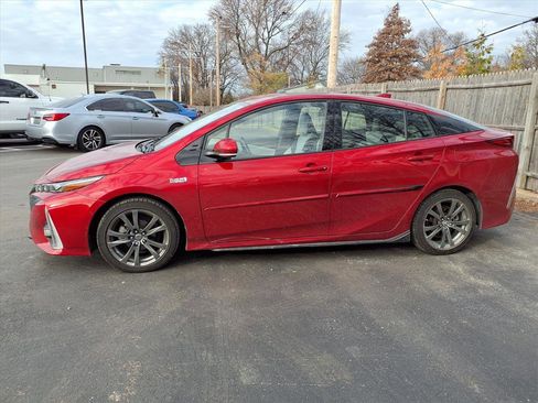 Used 2018 Toyota Prius Prime Advanced image 31