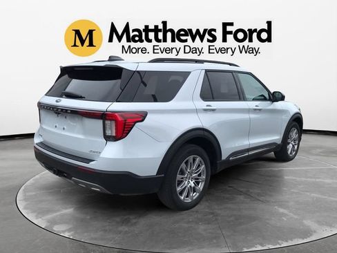 Used 2025 Ford Explorer Active w/ Active Comfort Package AWD/4WD image 5