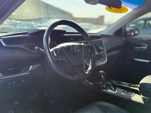 Used 2017 Toyota Avalon XLE FWD image 12