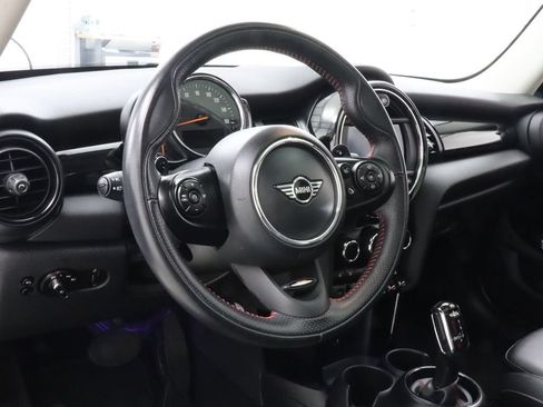 Used 2021 MINI Cooper S FWD image 12