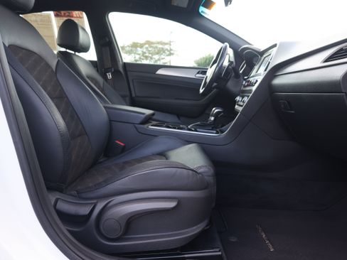 Used 2018 Hyundai Sonata Sport FWD image 15