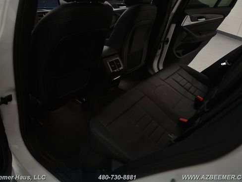 Used 2025 BMW X4 M40i image 26