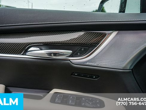 Used 2023 Cadillac XT6 Sport w/ Technology Package AWD/4WD image 55