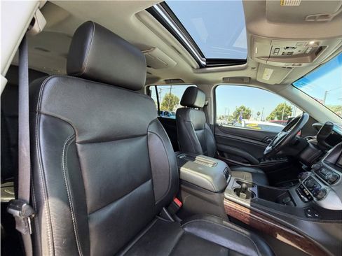 Used 2016 GMC Yukon XL SLT w/ Open Road Package RWD image 37