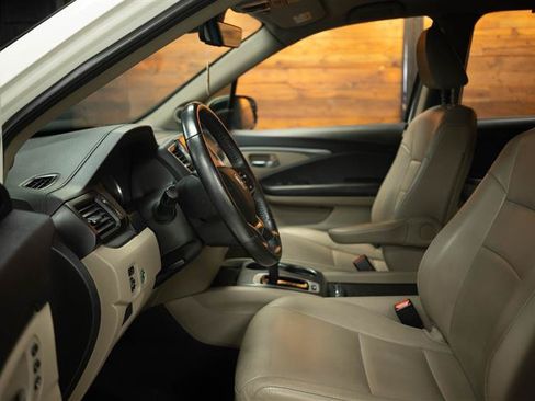 Used 2019 Honda Pilot EX-L image 9