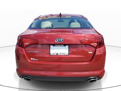 Used 2012 Kia Optima LX FWD image 5
