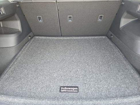 New 2026 Volkswagen Tiguan SE AWD/4WD image 25