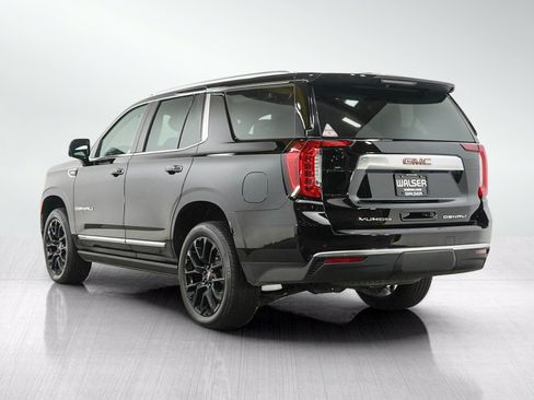 Used 2024 GMC Yukon Denali w/ Denali Reserve Package AWD/4WD image 3