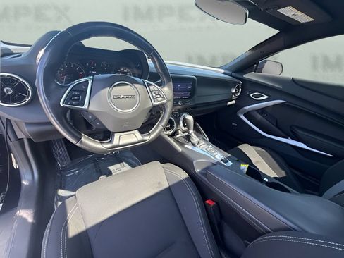 Used 2022 Chevrolet Camaro LT w/ Technology Package RWD image 12