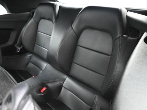 Used 2015 Ford Mustang Premium image 14