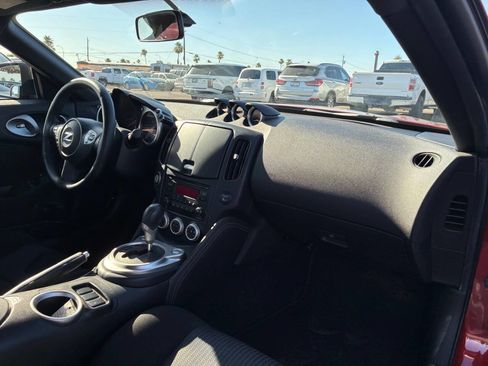 Used 2015 Nissan 370Z Coupe RWD image 20