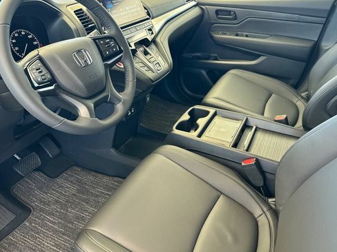 New 2026 Honda Odyssey EX-L image 10