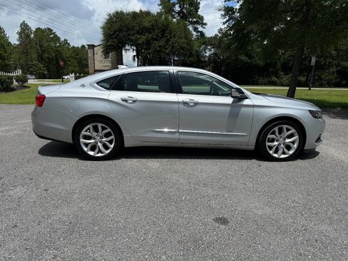 Used 2015 Chevrolet Impala LTZ image 7
