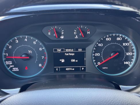 Certified 2023 Chevrolet Traverse LT FWD image 36