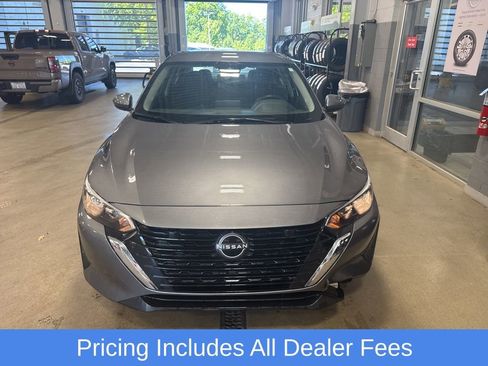 Certified 2024 Nissan Sentra SV w/ Trunk Package FWD image 4