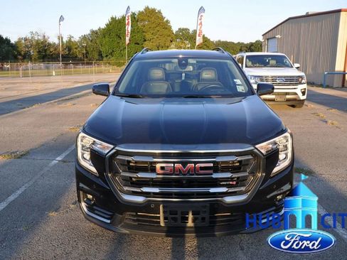 Used 2022 GMC Terrain AT4 w/ Tech Package image 7