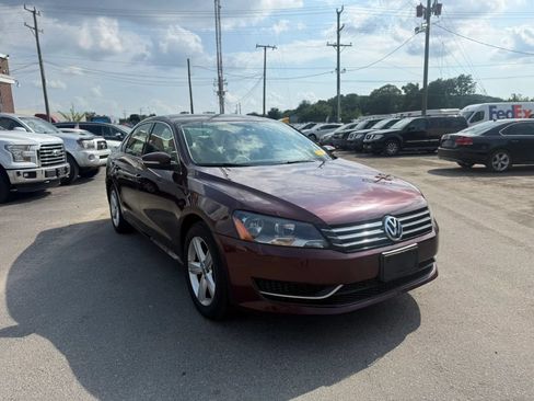 Used 2012 Volkswagen Passat 2.5 SE FWD image 7