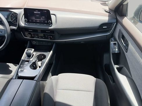 Used 2023 Nissan Rogue S FWD image 12