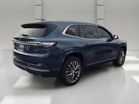 Used 2026 Buick Enclave Avenir w/ Super Cruise Package FWD image 5