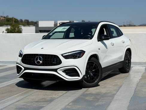 New 2026 Mercedes-Benz GLA 35 AMG 4MATIC image 2
