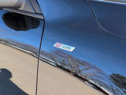 Certified 2023 Ford Escape ST-Line Elite w/ Premium Technology Package image 13