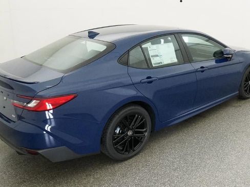 New 2026 Toyota Camry SE image 9