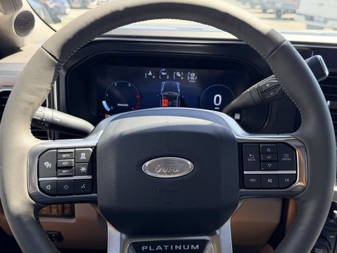 New 2026 Ford F250 Platinum w/ Platinum Plus Package AWD/4WD image 23