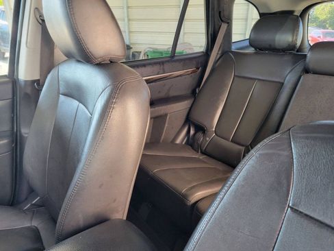 Used 2011 Hyundai Santa Fe Limited AWD/4WD image 14