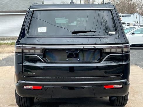 New 2026 Jeep Grand Wagoneer 4WD image 47