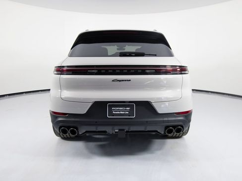Certified 2026 Porsche Cayenne E-Hybrid AWD/4WD image 52