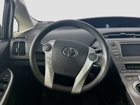 Used 2013 Toyota Prius Two FWD image 17