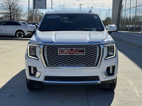 Used 2024 GMC Yukon XL Denali image 11