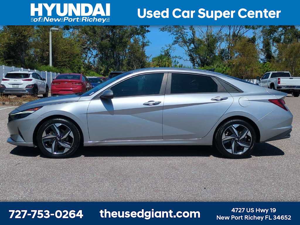 Certified 2023 Hyundai Elantra SEL w/ Convenience Package FWD image 2