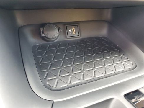 New 2025 Toyota RAV4 XLE Premium image 18