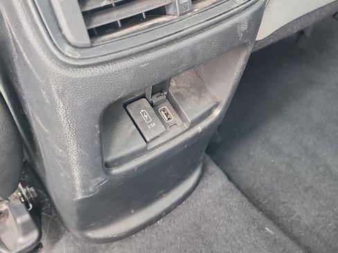 Used 2017 Honda CR-V EX image 13