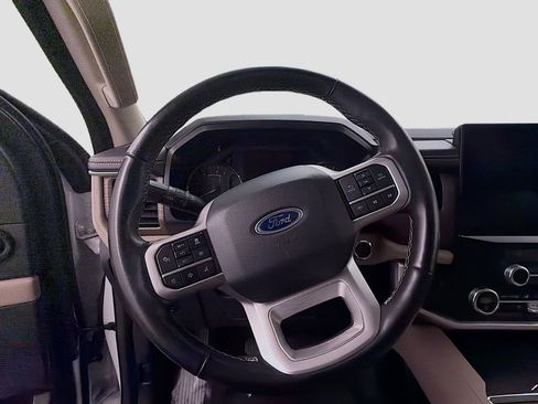 Used 2024 Ford Expedition Max Limited AWD/4WD image 13