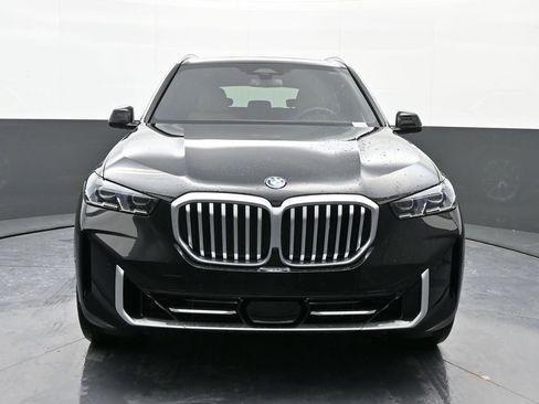 Used 2025 BMW X5 xDrive50e w/ Climate Comfort Package image 8