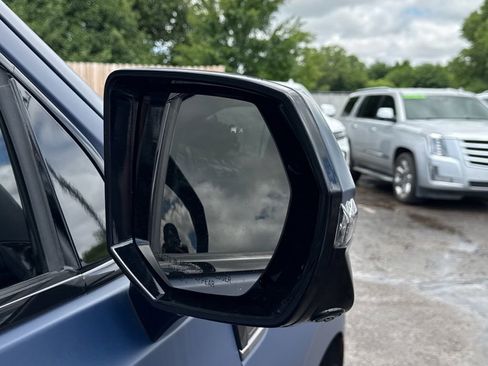 Used 2024 GMC Yukon Denali Ultimate AWD/4WD image 45