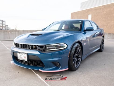 Used 2020 Dodge Charger Scat Pack w/ Driver Convenience Group image 3