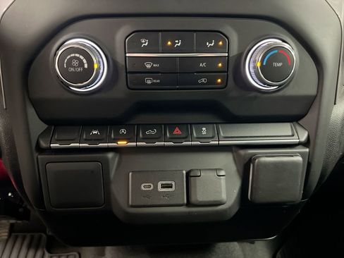 Used 2022 Chevrolet Silverado 1500 Custom AWD/4WD image 16