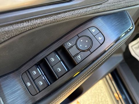 Used 2021 Nissan Rogue SV image 33