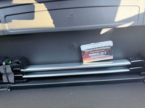 Used 2022 Jeep Grand Wagoneer Series III w/ Rear Seat Video Group 1 AWD/4WD image 13