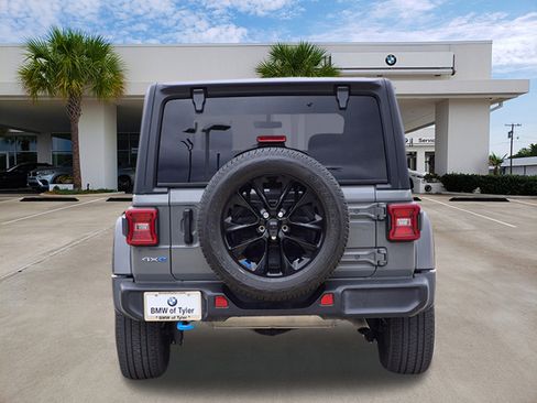 Used 2023 Jeep Wrangler Unlimited Sahara w/ Cold Weather Group image 5