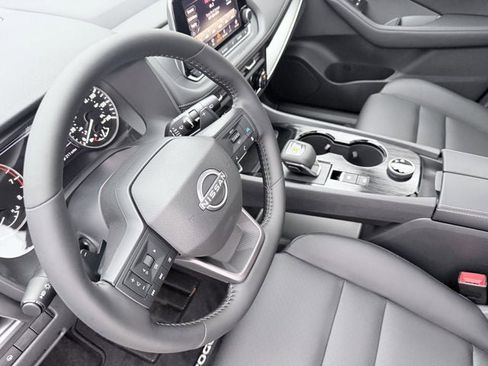 New 2026 Nissan Rogue SV w/ SV Premium Package image 15