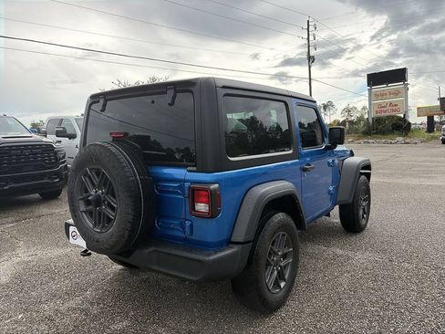 Used 2024 Jeep Wrangler Sport AWD/4WD image 6
