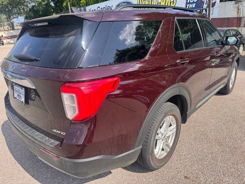 Certified 2023 Ford Explorer XLT w/ Equipment Group 202A AWD/4WD image 5