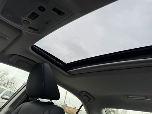 Used 2015 Lexus IS 250 image 24