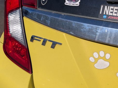 Used 2015 Honda Fit EX image 21