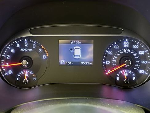 Used 2020 Kia Soul LX FWD image 16